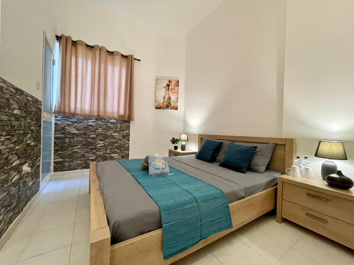 Balesa Property - Modern Duplex House In Central Sliema Eksteriør billede